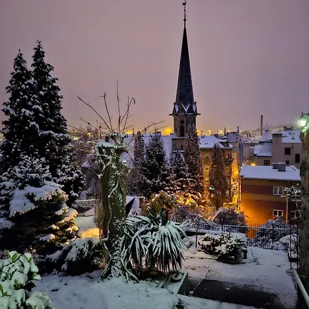 Waldruh S Terasou Apartment Jaluvci