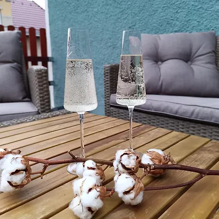 Apartment Waldruh S Terasou Jaluvci